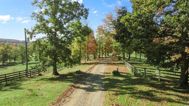 view of property's community featuring a rural view