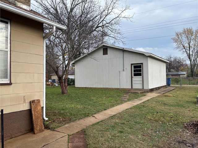 view of outdoor structure featuring a yard