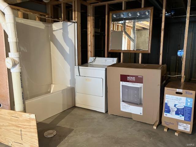 laundry room with washer / clothes dryer