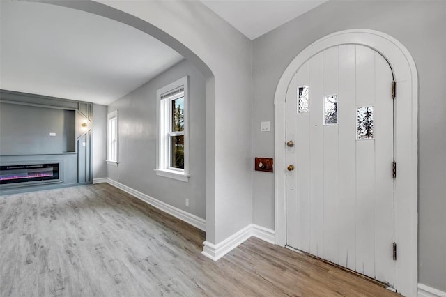 foyer entrance featuring light hardwood / wood-style floors