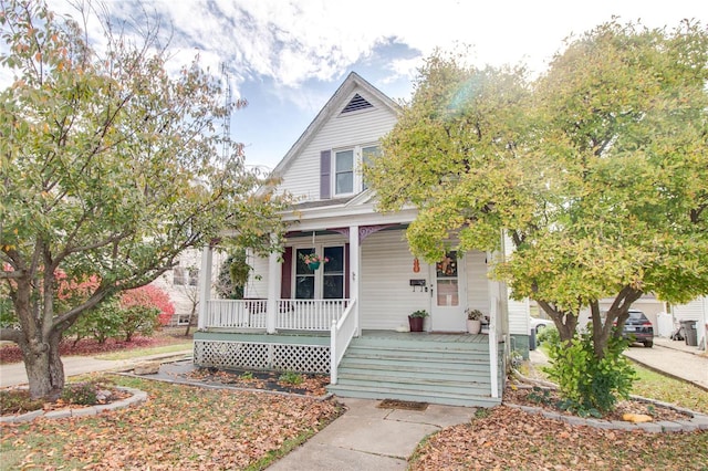 view of front of property featuring covered porch