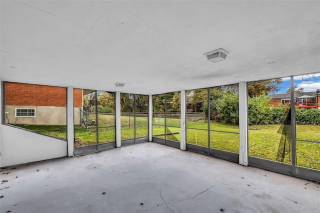 view of unfurnished sunroom