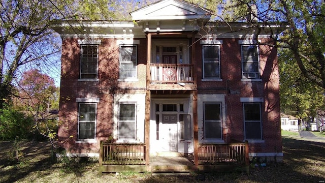 view of front facade