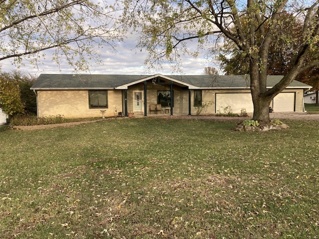 ranch-style home with a front yard