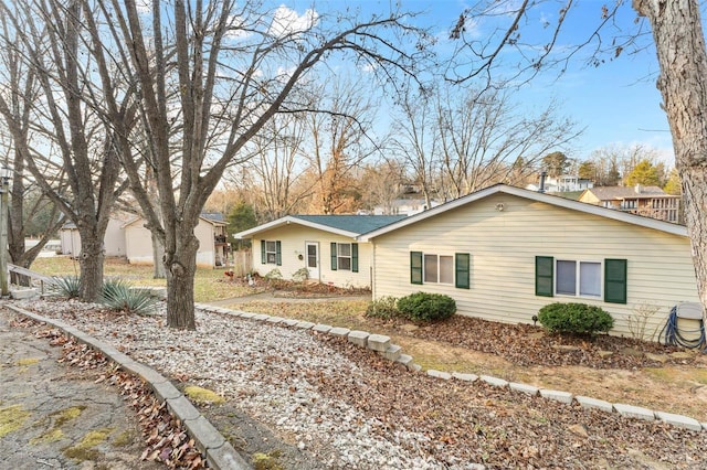 view of front of property