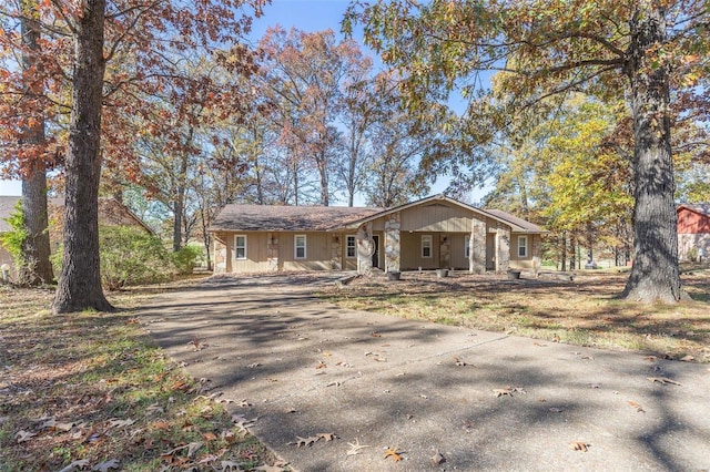 view of front of house