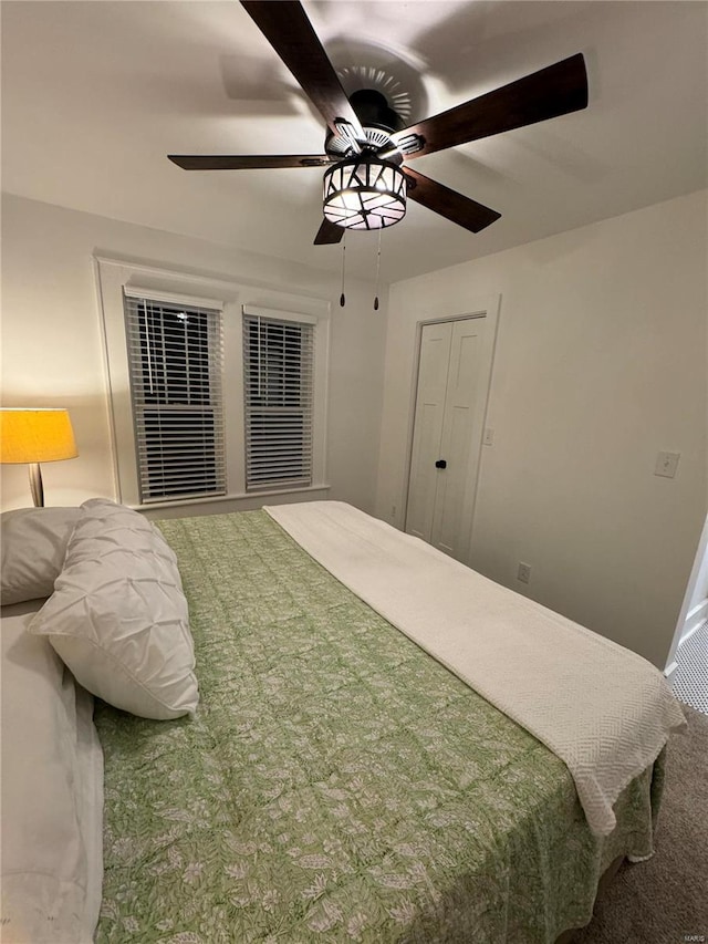 bedroom featuring ceiling fan