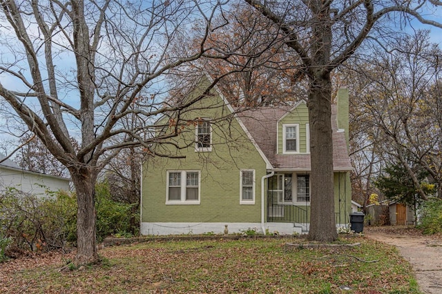 view of front of house with covered porch