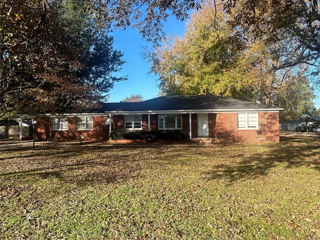 view of front of home with a front yard