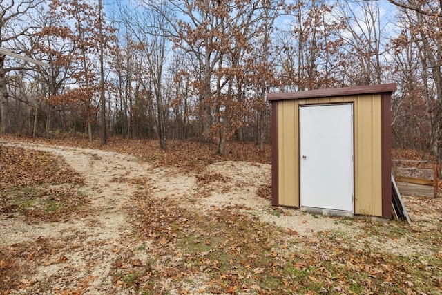 view of outbuilding