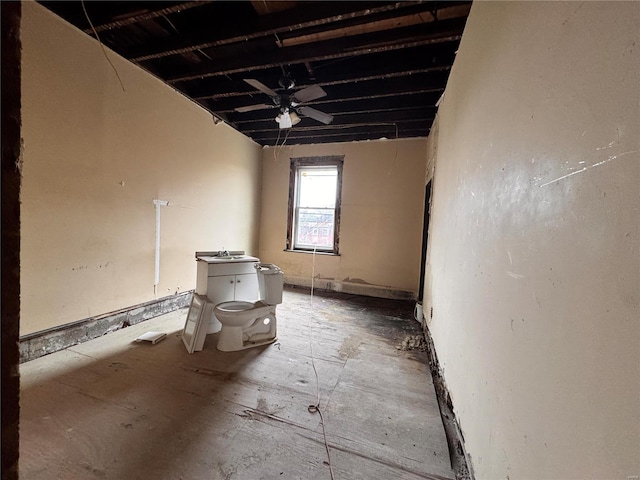 spare room featuring ceiling fan