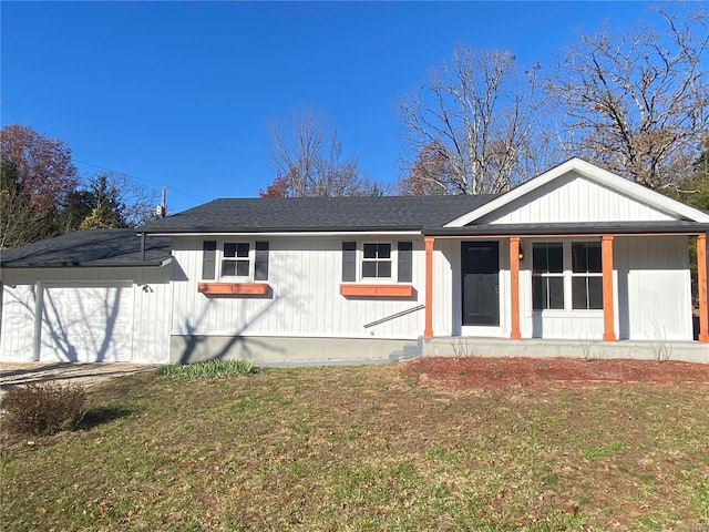 view of front of house with a front yard