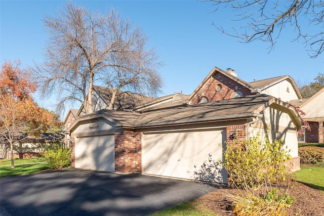 view of front facade with a garage