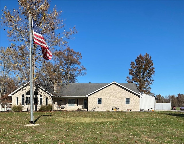 exterior space featuring a yard