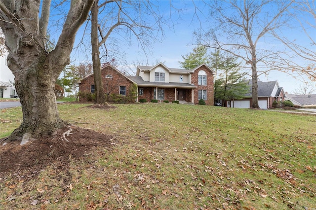 view of front facade with a front lawn