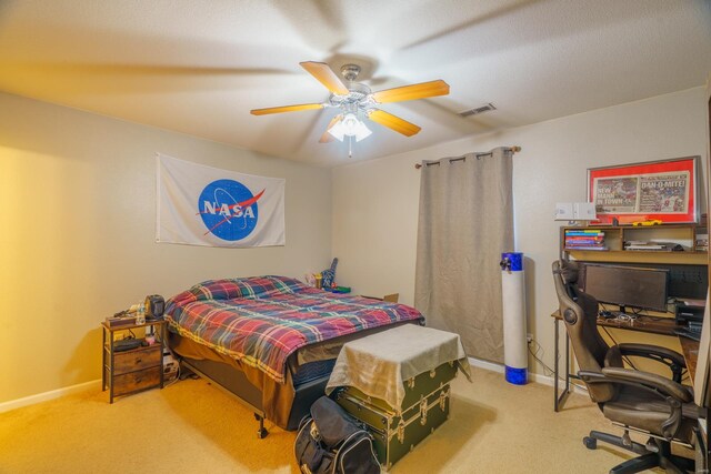 bedroom with carpet and ceiling fan