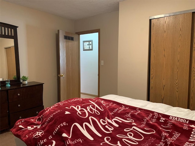 bedroom with a closet