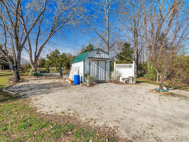 view of outdoor structure