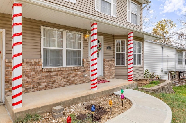 property entrance with a porch