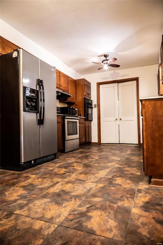 kitchen with stainless steel appliances and ceiling fan