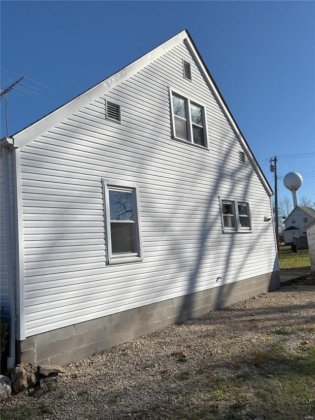 view of side of property