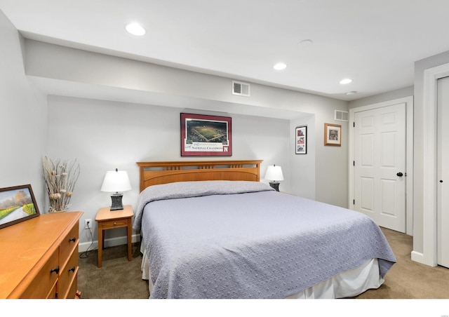 bedroom featuring recessed lighting, baseboards, visible vents, and carpet flooring