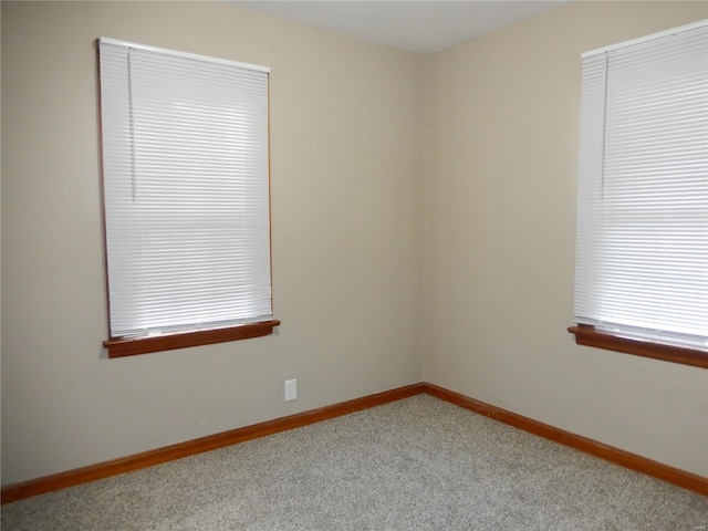 view of carpeted spare room