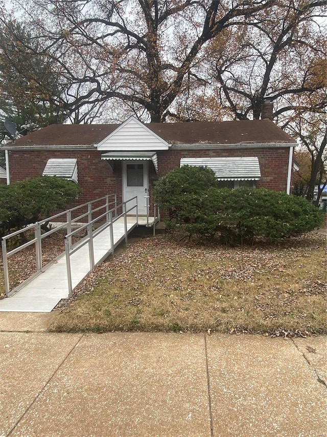 view of front of property