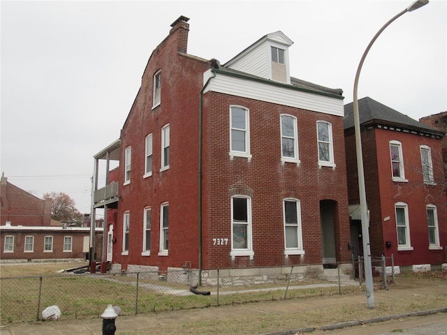 view of building exterior