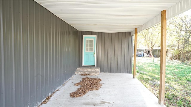 view of property entrance