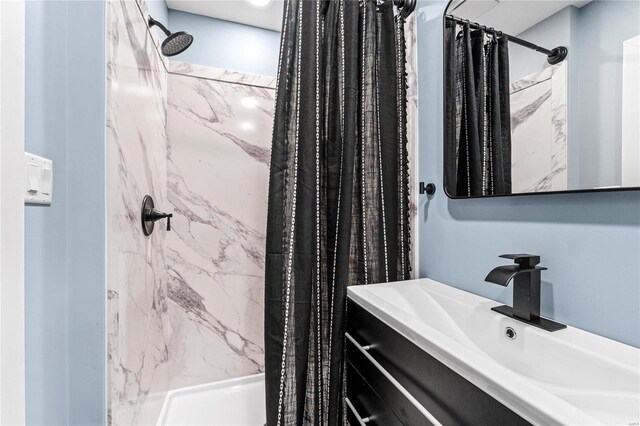 bathroom featuring vanity and shower / tub combo