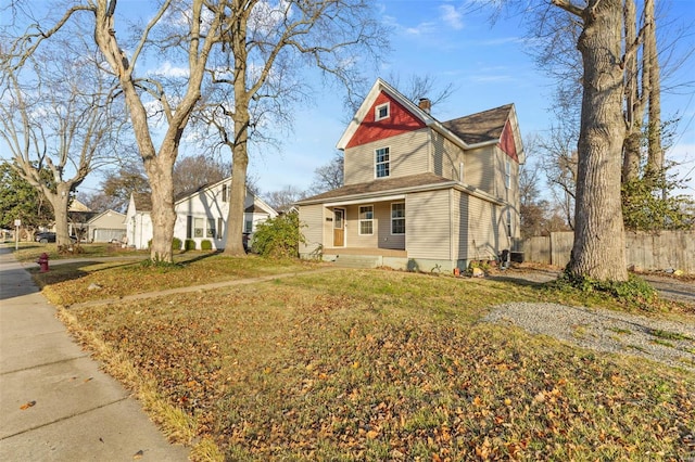 view of front of property with a front lawn