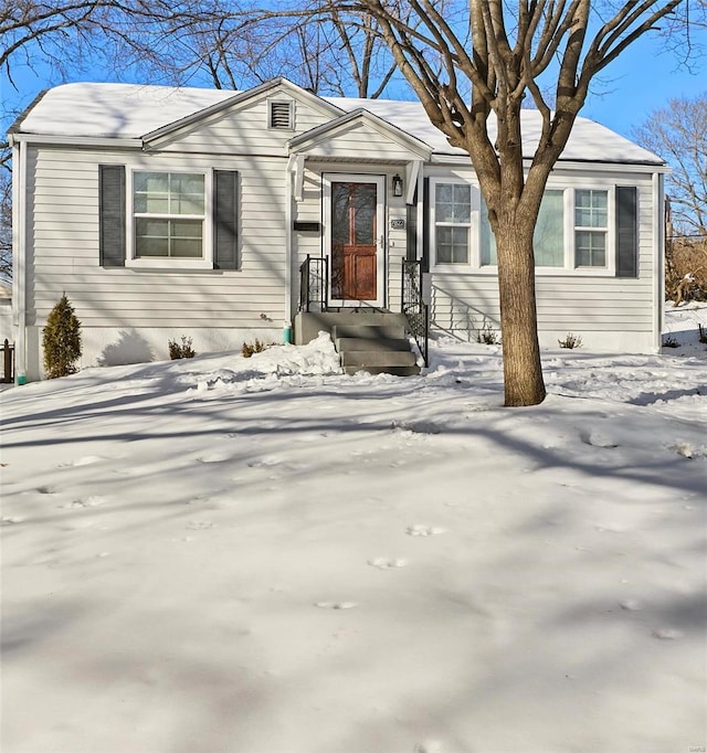 view of front of property