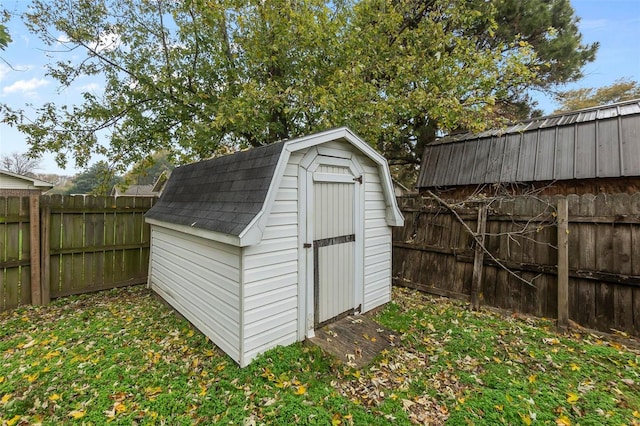 view of outbuilding