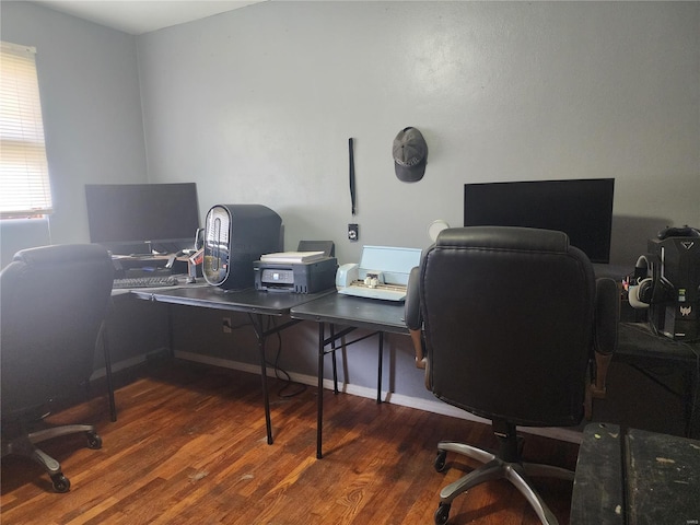 office area featuring dark hardwood / wood-style flooring