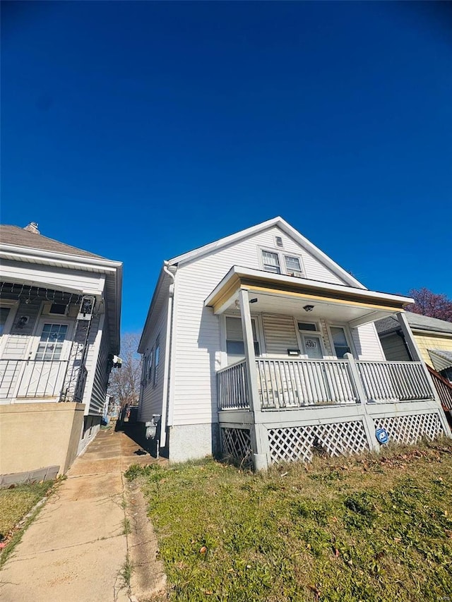 view of front of house with covered porch