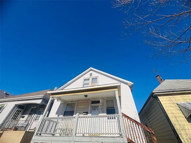 view of front of house featuring a porch