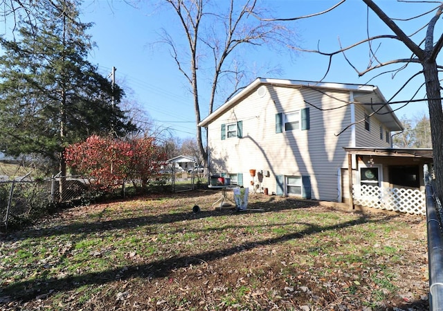 exterior space with a lawn