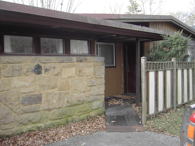 view of entrance to property