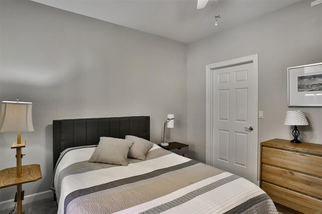 bedroom with carpet flooring and ceiling fan