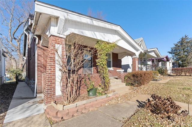 view of front of home with covered porch