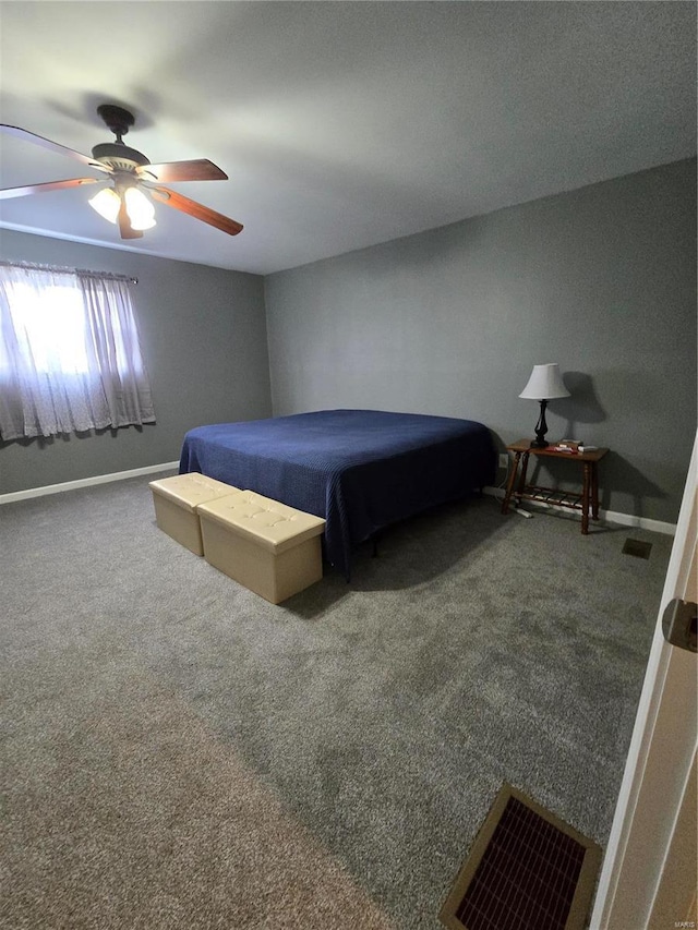 bedroom with carpet flooring and ceiling fan