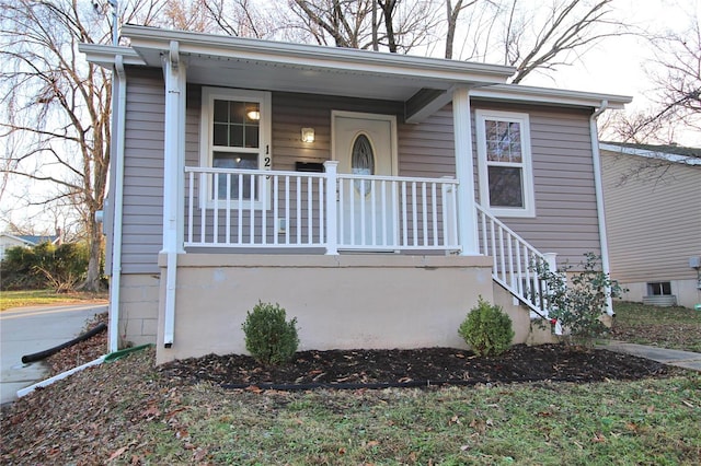 view of front facade featuring covered porch