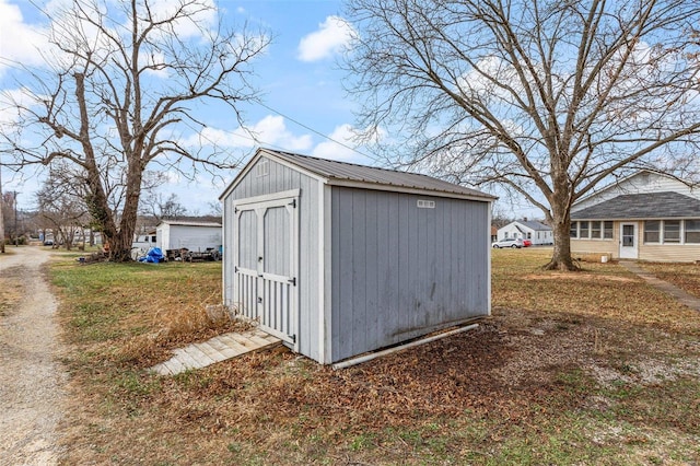 view of outbuilding