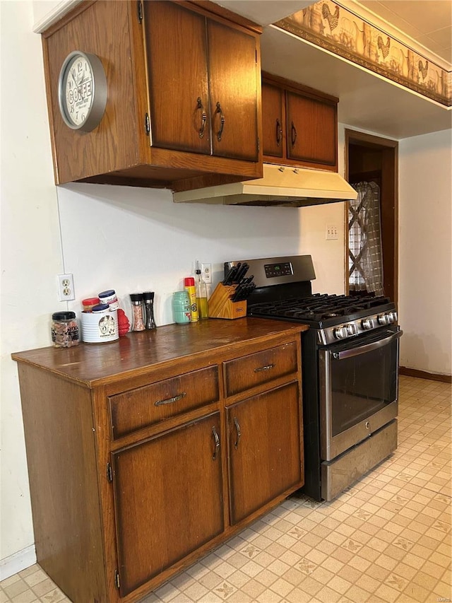 kitchen featuring stainless steel gas range