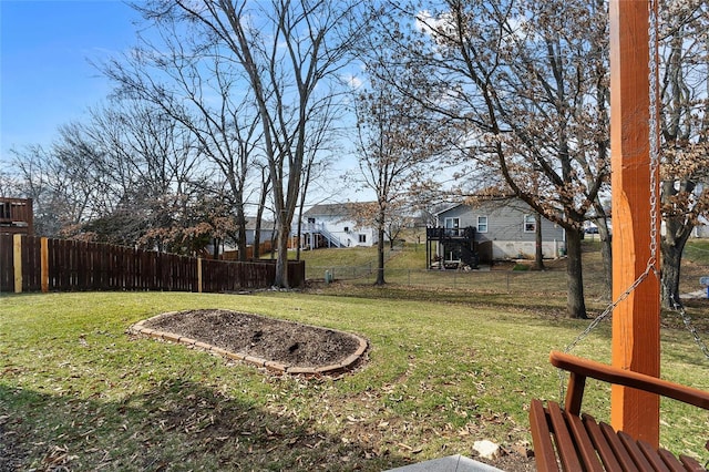 view of yard featuring fence