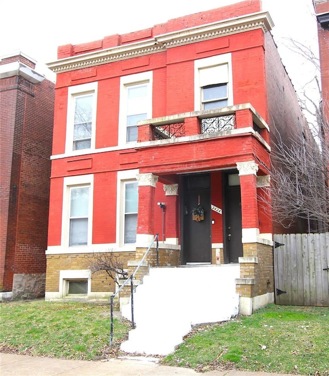 view of front of home