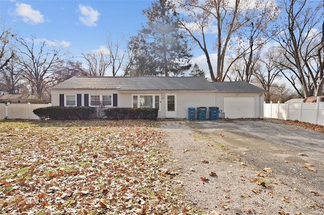 view of front facade featuring a garage