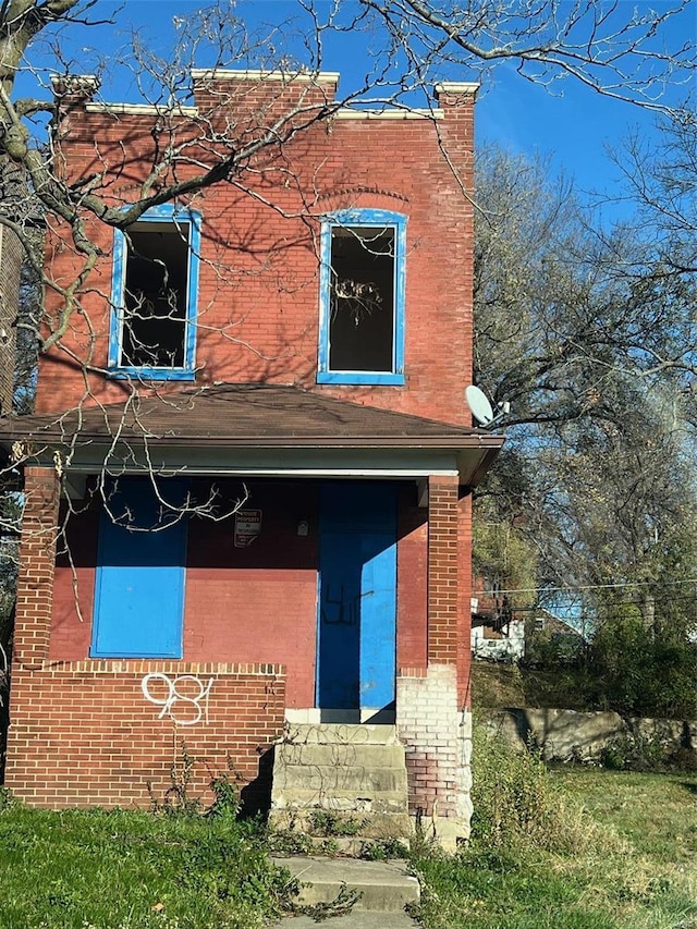 view of front of house