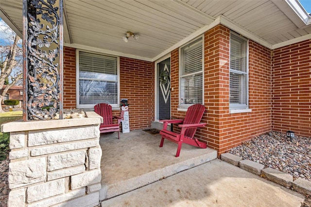 view of patio / terrace with covered porch